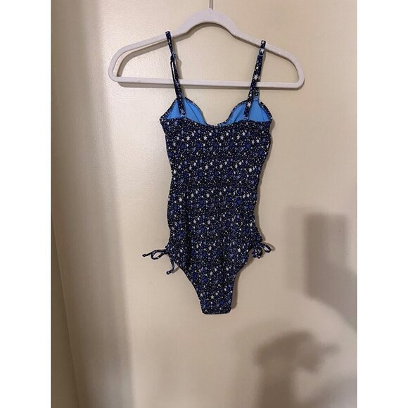 Aerie One-Piece Swimsuit Small With Star print Cut out Beach Vacation tropical - Picture 3 of 8